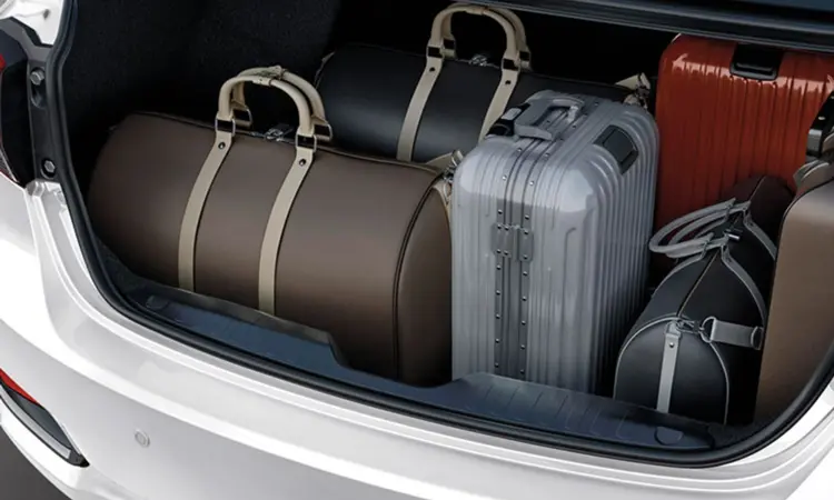 Spacious Luggage Room
